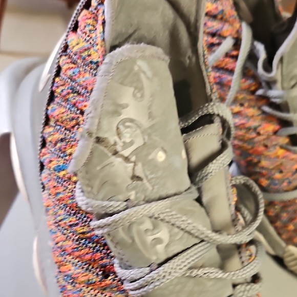 Nike LeBron 16 XVI Multicolor Size 13 - Picture 7 of 7